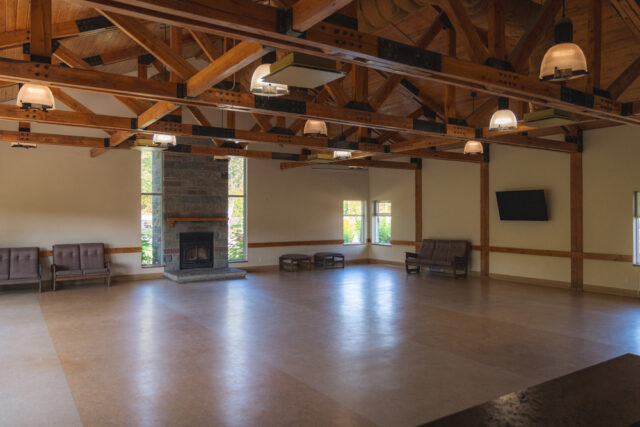 Chalet Alfred Simard Grande Salle Droite